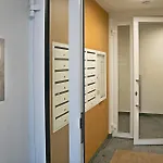 Ur4N Apartment - Heltmana